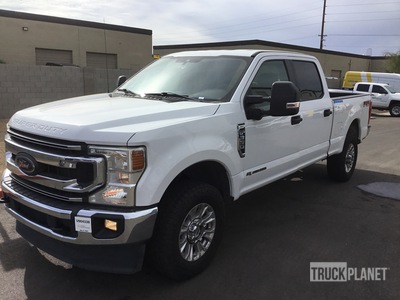 2021 Ford F-350 XLT 4x4 Crew Cab Pickup