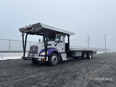 2015 Kenworth T370 6x2 Camion à ridelles