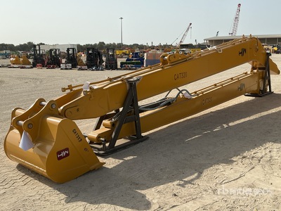 2025 HW 18 M Long Reach Excavator Boom & Stick w/ Excavator Bucket - Fits Cat 320 excavators (Unused)