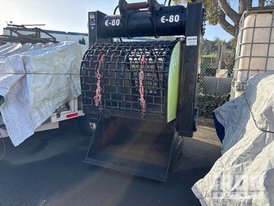 FlipScreen E80 Hydraulic Excavator Screening Bucket