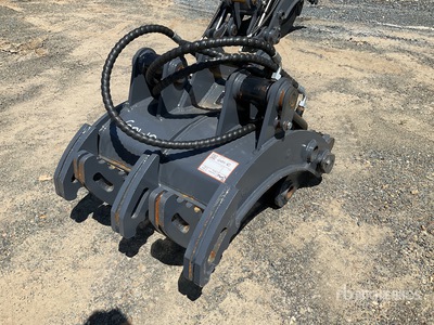2026 Warrior 690 mm Q/C Excavator Grapple - Fits 5 - 8 ton (Unused)