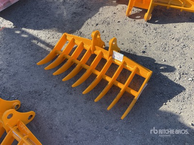 2026 GIYI pro fit to cat 303 Excavator Rake (Unused)