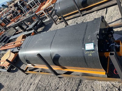 2026 GIYI GY-BS72 Closed Skid Steer Sweeper (Unused)