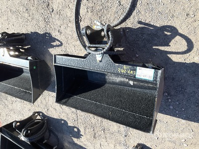 2026 GIYI GY-D3T CAT Tilting Excavator Bucket (Unused)