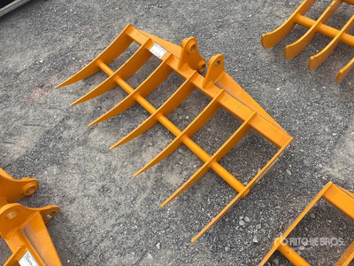 2026 GIYI 46 in Excavator Rake - Fits CAT 303 (Unused)