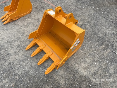 2026 GIYI 24 in Digging Excavator Bucket - Fits CAT 303 (Unused)