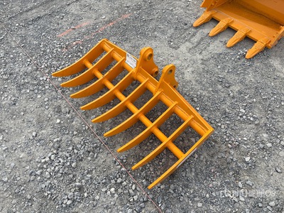 2026 GIYI 38 in Excavator Rake - Fits CAT 303 (Unused)