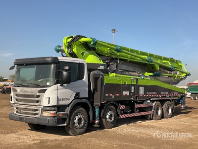 2019 ZOOMLION ZLJ5441THBSE 56 m on 2019 Scania P420 8x4 Twin-Steer Camion pompe à béton