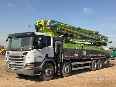 2020 ZOOMLION ZLJ5441THBSE 56 m on 2019 Scania P420 8x4 Twin-Steer Camion pompe à béton