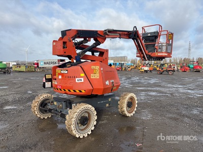 2015 JLG 340AJ 4WD Diesel Articulating Boom Lift