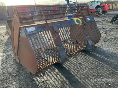 Root Crop Telehandler Bucket