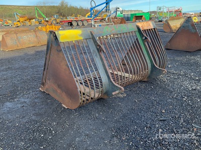 Root Crop Telehandler Bucket