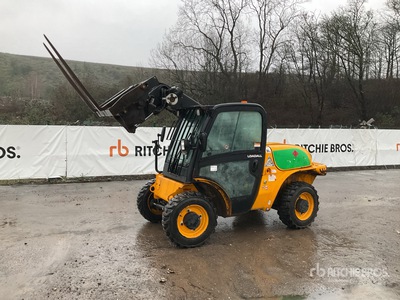 2017 JCB 520-40 Ładowarka teleskopowa