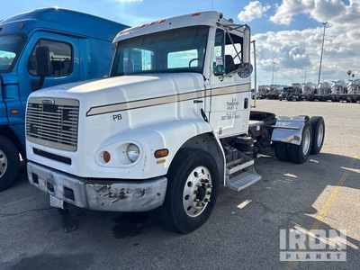 2001 Freightliner FL122 6x4 Tracteur routier