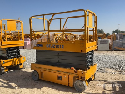 2018 XCMG GTJZ1012 Electric Scissor Lift