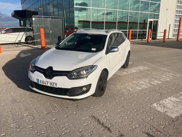 2014 Renault Megane Sport Tourer 1.5DCI Automobile