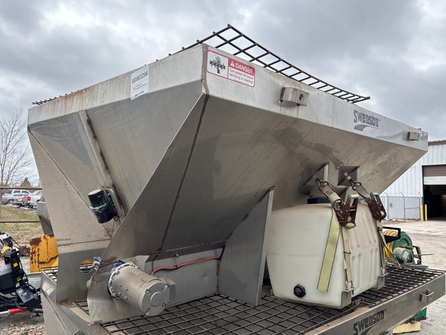 2018 Swenson  Electric Salt Spreader