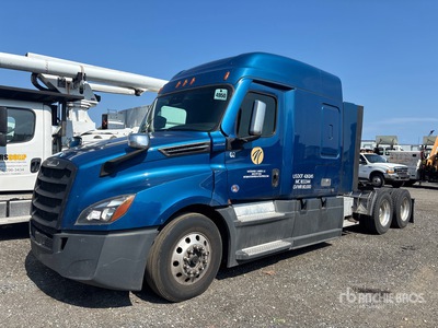 2021 Freightliner Cascadia 126 6x4 T/A Sleeper Truck Tractor