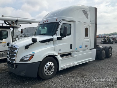 2019 Freightliner Cascadia 126 6x4 T/A Sleeper Truck Tractor (Inoperable)