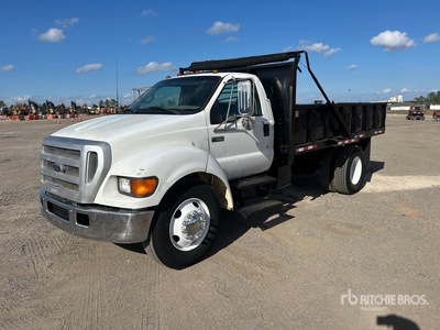 2004 Ford F-650 XLT 4x2 Tipper Truck