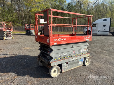 2015 Skyjack SJIII 4632 Electric Schaarlift