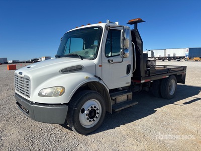 2005 Freightliner M2 106 4x4 Flatbed Truck