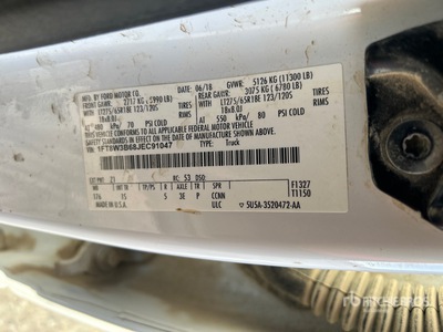 2018 Ford F-350 4x4 Crew Cab Utility Truck