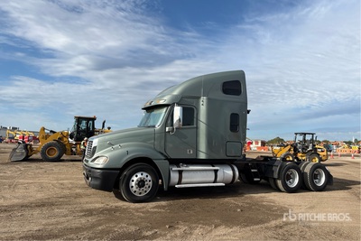 2014 Freightliner Classic 120 6x4 تراكتور شاحنة كابينة النوم (ثنائية المحور)