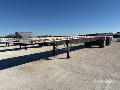 2013 Reitnouer 53 ft Spread Axle Remolque caja abierta