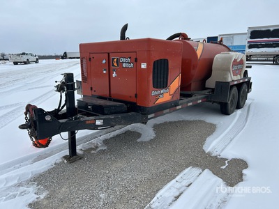 2019 Ditch Witch HX30 800 gal T/A Podciśnieniowa jednostka kopiąca