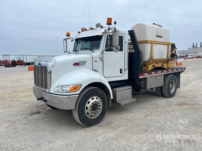 2010 Peterbilt 337 4x2 Mud Mixing Truck