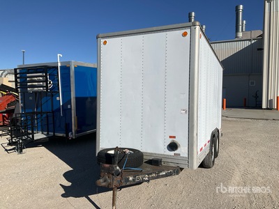 1990 Enclosed Trailer