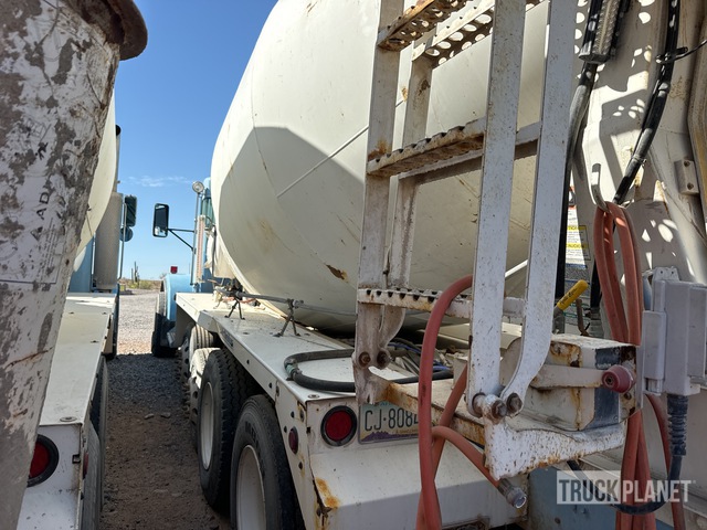 CAMIóN REVOLVEDOR 2003 KENWORTH MCNEILUS 12 CYD