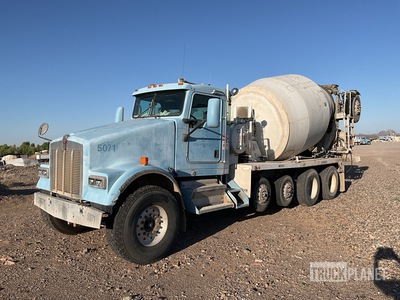 2007 Kenworth W900 12x4 Mixer vrachtwagen