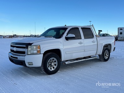 2009 Chevrolet Silverado 1500 4x4 Crew Cab Pickup