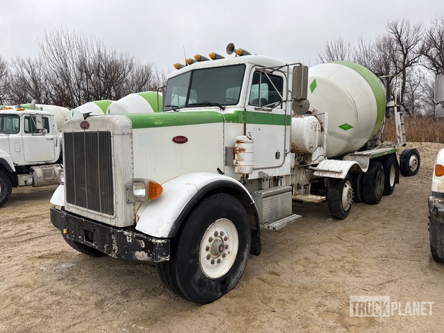 CAMIóN REVOLVEDOR 1990 PETERBILT MCNEILUS 10.5 CYD