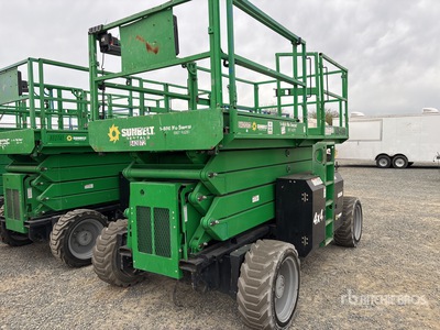 2016 Genie GS4390 4x4 Dual Fuel Scissor Lift