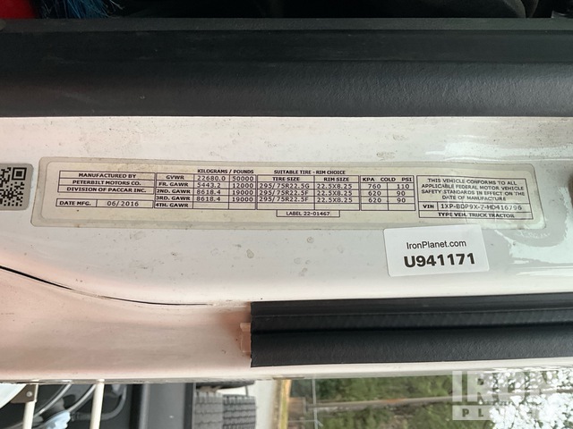 CAMIóN 2017 PETERBILT