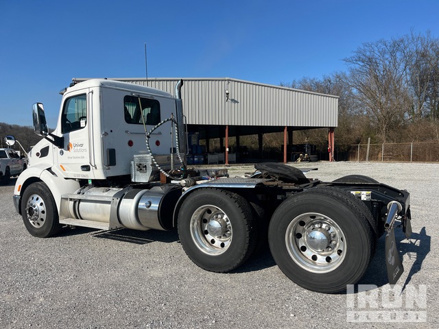CAMIóN 2016 PETERBILT