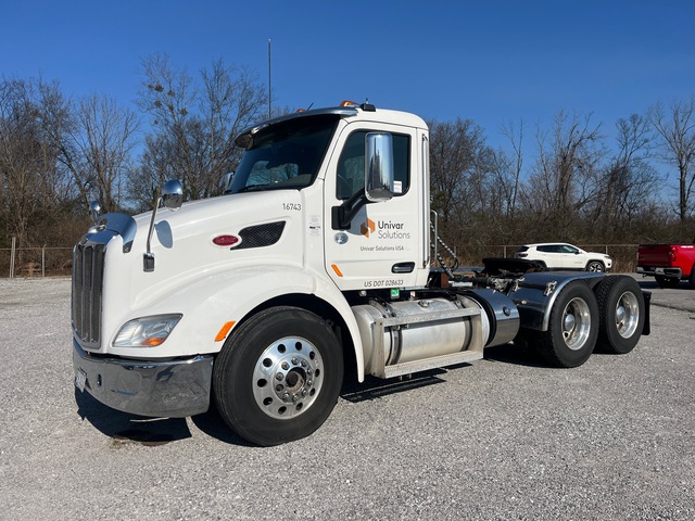 2016 Peterbilt 375 6x4 T/A Day Cab Truck Tractor