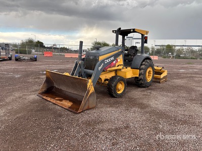 2013 John Deere 210K 4x4 Cargadora para trabajos de jardinería