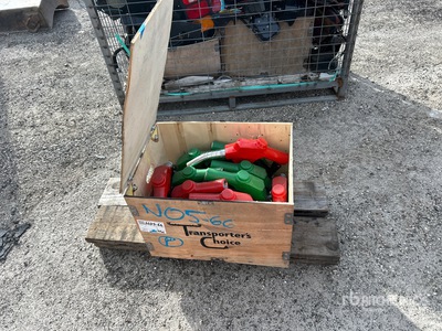 Quantity of (15) Bomba de combustible portatil