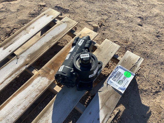 International 3679944C91 Steering Gear