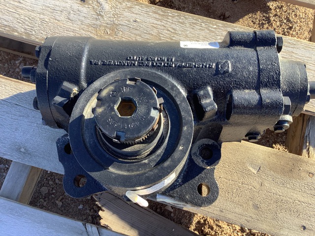 International 3679944C91 Steering Gear