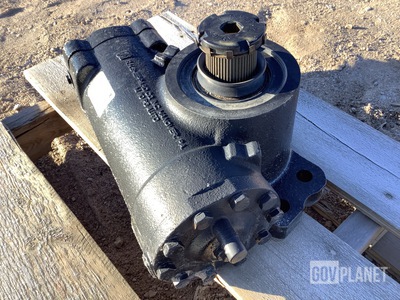 International 3679944C91 Steering Gear
