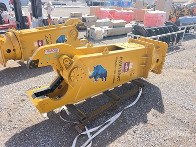 2025 HW HW150RT Rotating Demolition Shear - Fits Excavator 13 - 18 tons (Unused)