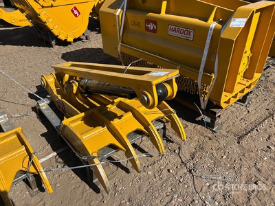 2025 HW THUMB20-25H 30 in Hydraulic Excavator Thumb - Fits Cat 320, 325 / 20 - 25 ton (Unused)