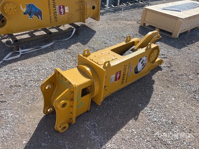 2025 HW HW80RT Rotating Demolition Shear - Fits Cat 307 / 6 - 9 ton (Unused)