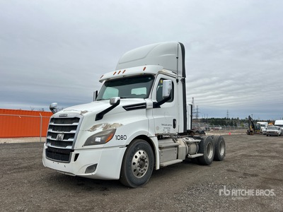 2018 Freightliner Cascadia 126 6x4 T/A Day Cab Truck Tractor