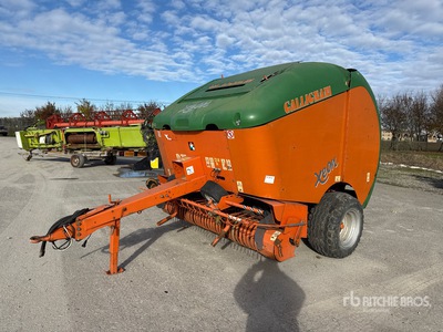 2001 Gallignani Xeon Round Baler